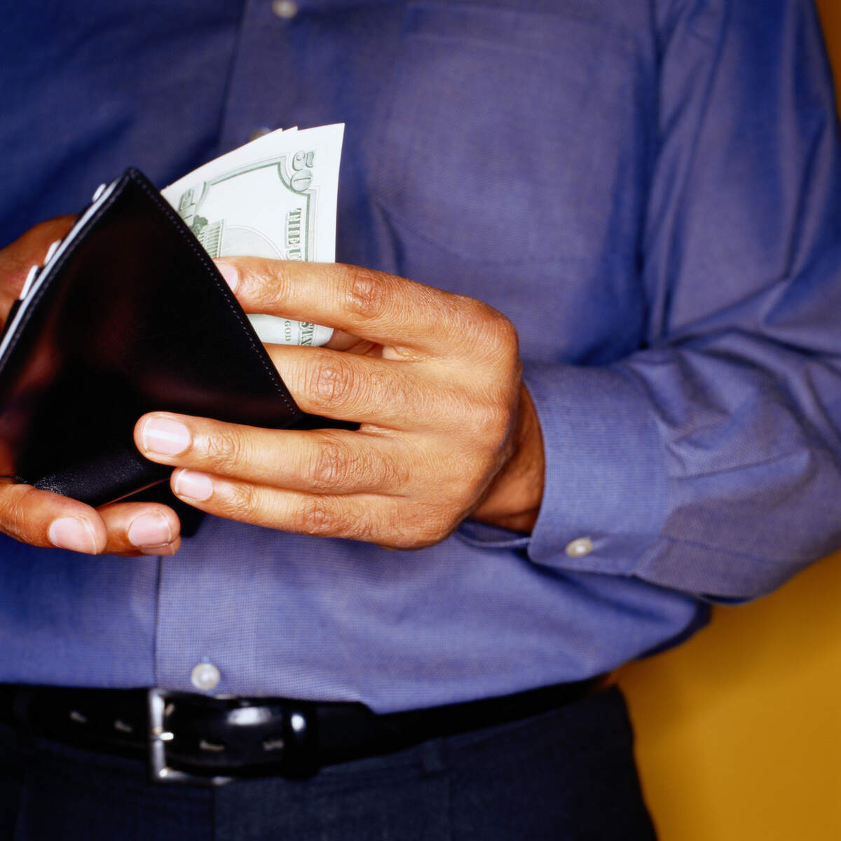 If you find a wallet or purse with money in it, legal experts said, “You should check for ID or credit cards with identification information.”