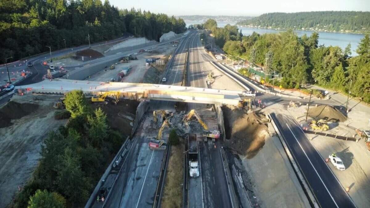 Construction on I-405 closes road to traffic between Renton and Bellevue on July 13, 2024.