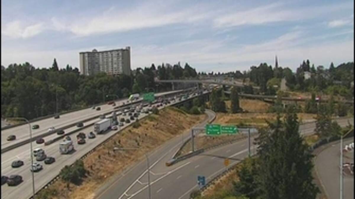 Traffic backups on I-5 southbound in Tacoma after crash | Tacoma News ...