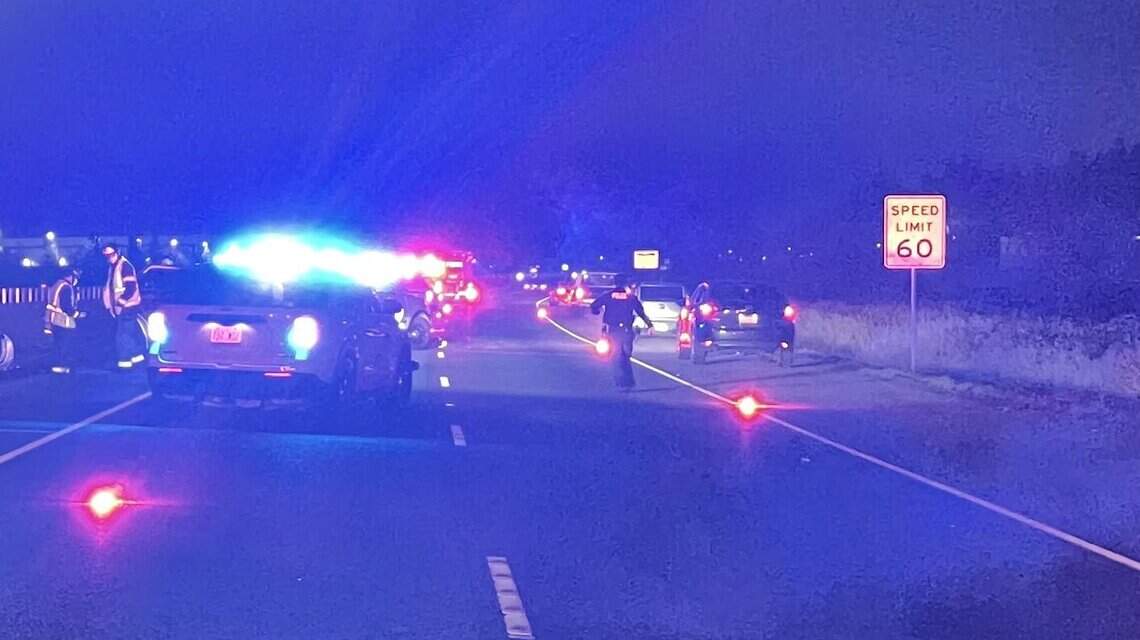 Wrong-way crash in Sumner ends with 1 hospitalized, 1 in custody for suspected DUI