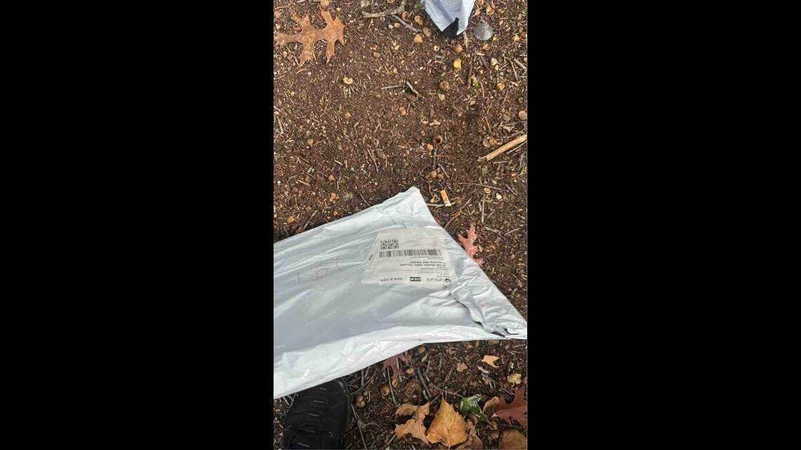 Tacoma residents report missing packages, misleading photos from delivery firm