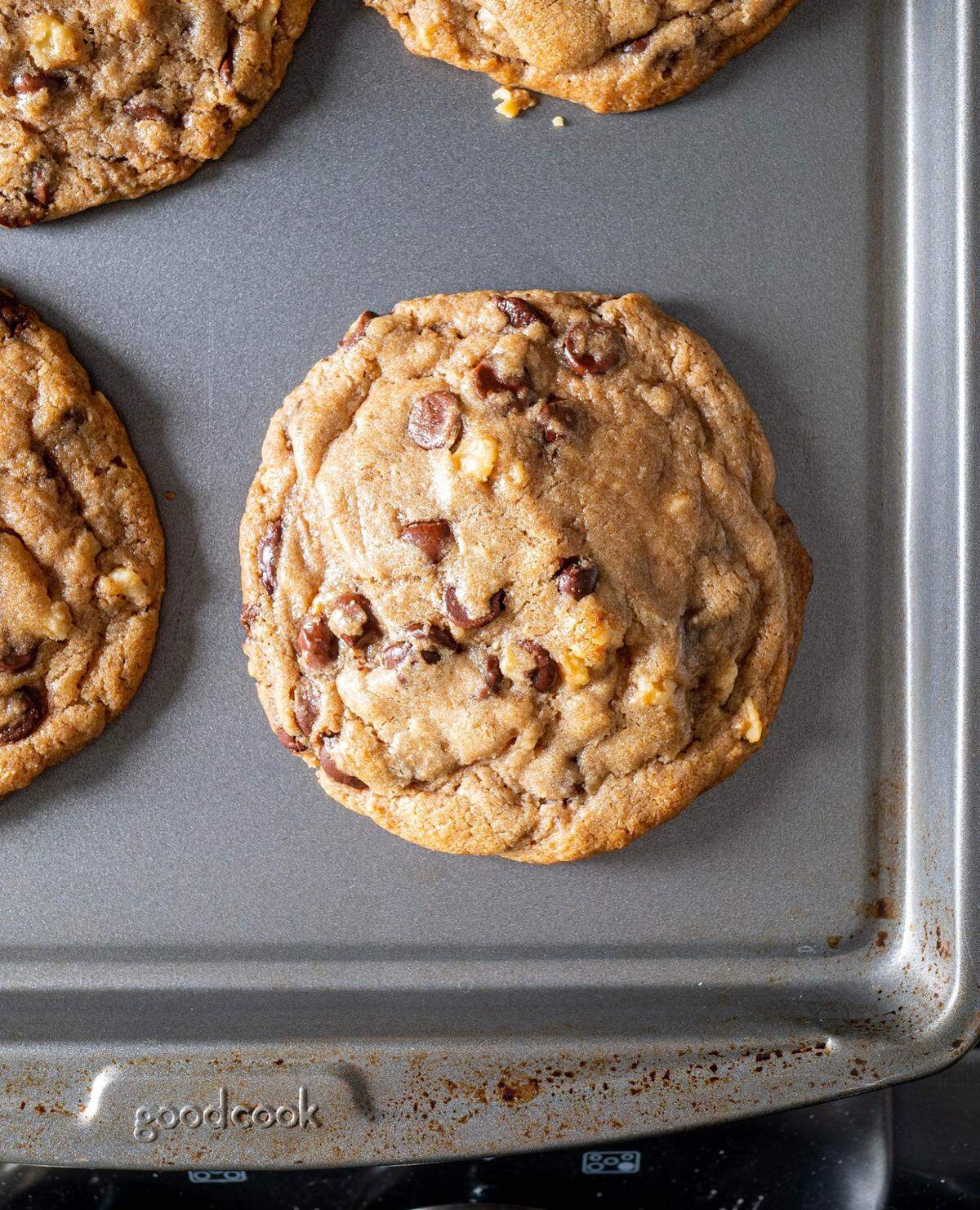 Bite Me, Inc.’s cookie dough batches can be shipped fresh throughout western Washington.