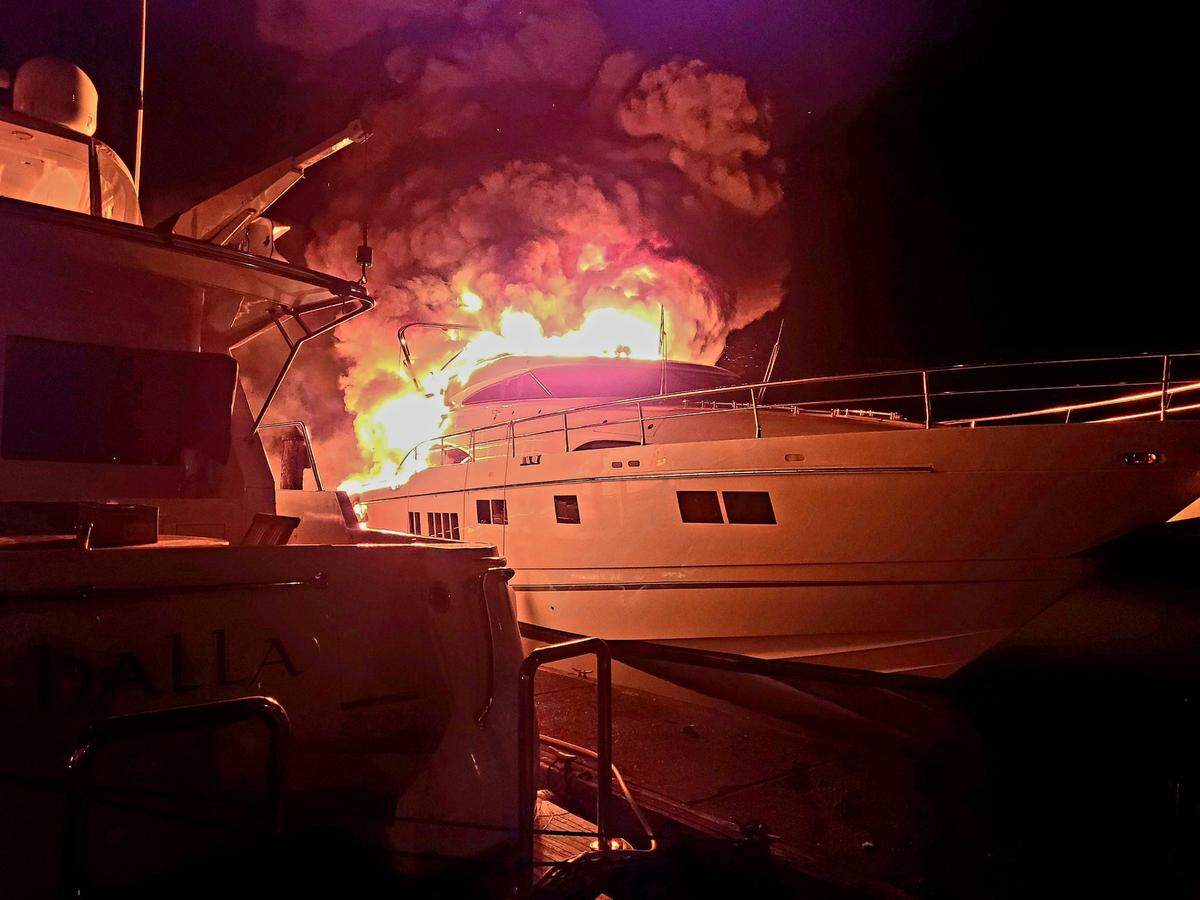 Fire crews with Gig Harbor Fire & Medic One were called early Friday morning to extinguish a boat fire that broke out at the Gig Harbor Marina and Boatyard on Harborview Drive.