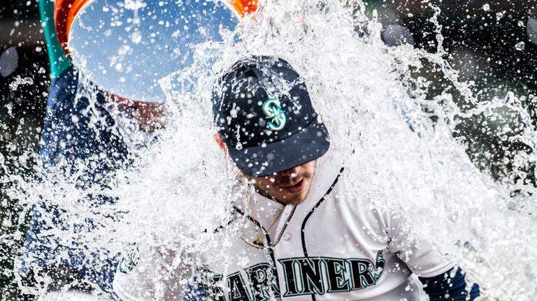 Photos: France’s homer propels Mariners to win over Cleveland in 2023 opener