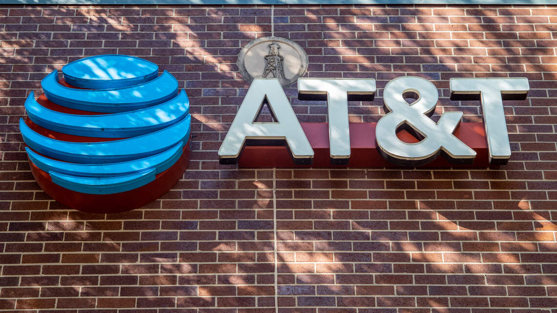 AT&T store in Pierce County has suddenly closed. Here’s what we know