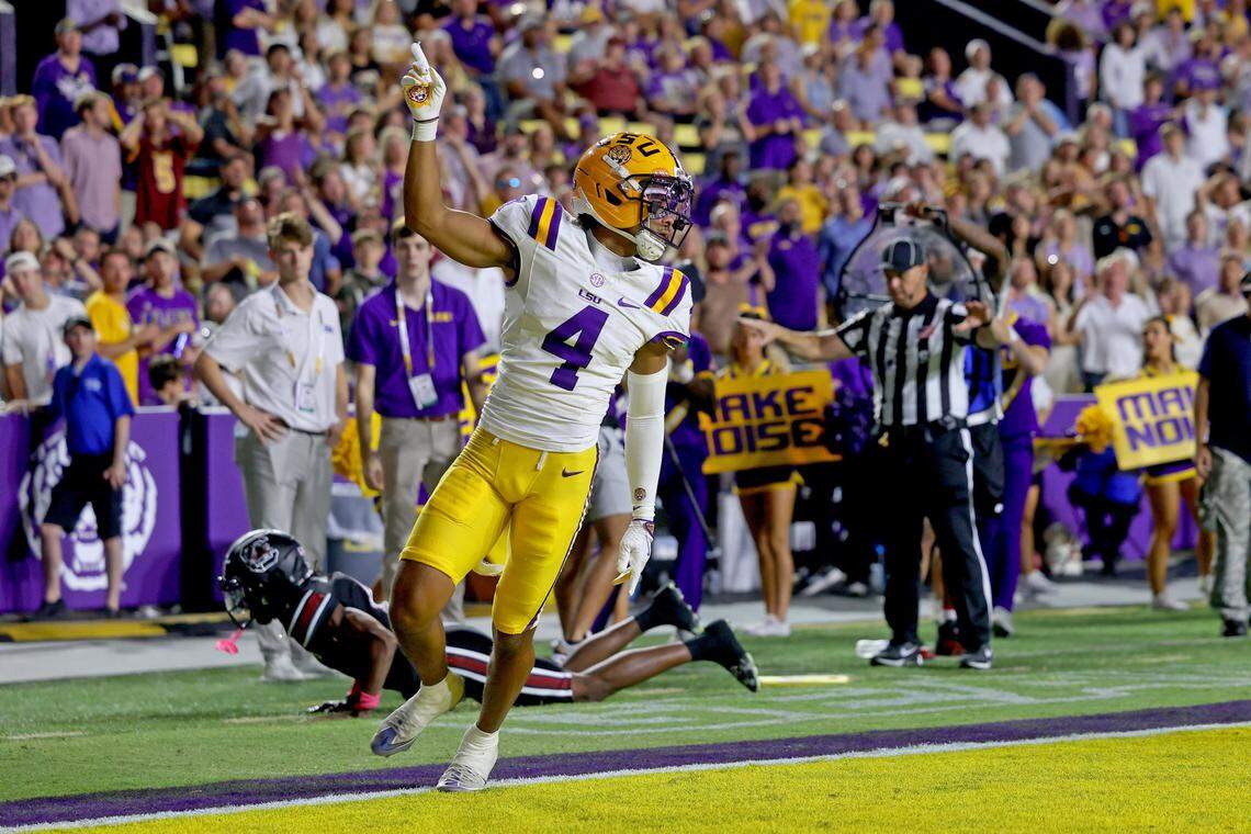 BATON ROUGE, LOUISIANA - OCTOBER 11: Cornerback Mansoor Delane #4 of the Louisiana State Tigers celebrates a pass defense during the game against the South Carolina Gamecocks at Tiger Stadium on October 11, 2025 in Baton Rouge, Louisiana. (Photo by Michael DeMocker/Getty Images)