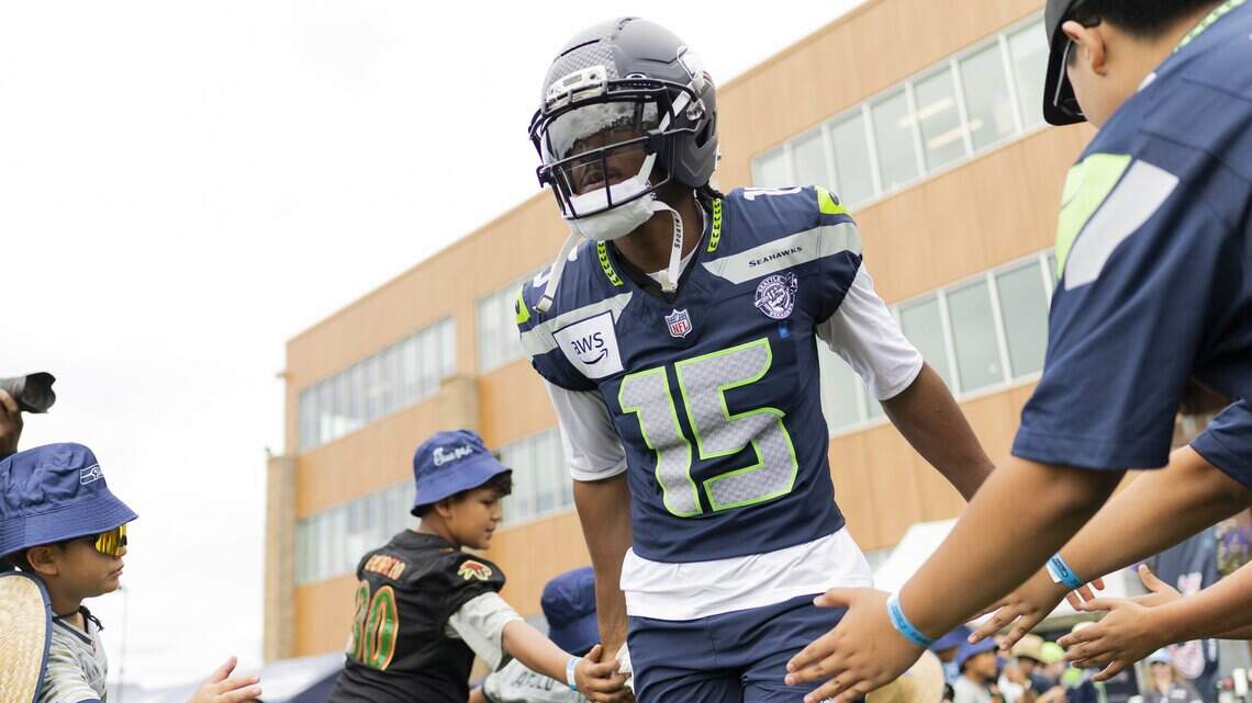 Mystery solved: Back zooming in Seahawks camp, Tory Horton explains shin injury