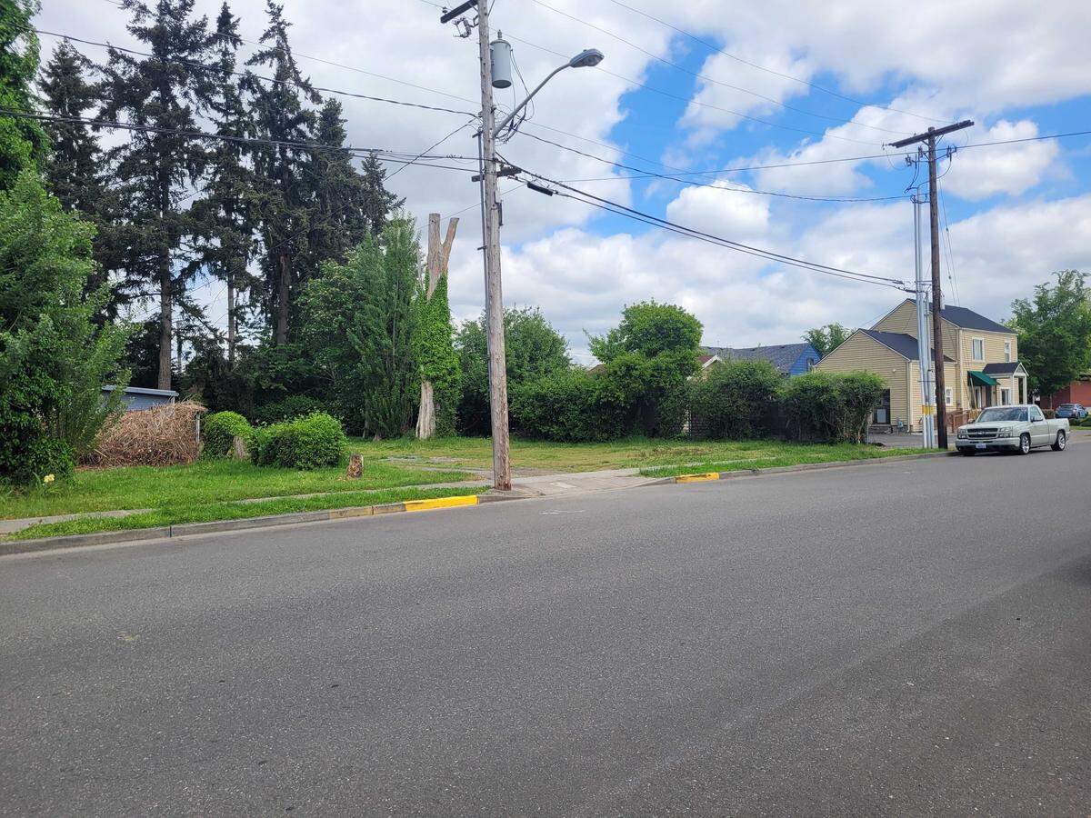 The construction for a new public parking lot in Puyallup will take place at 313 W. Meeker.