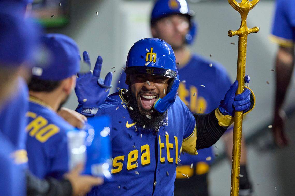 Seattle Mariners’ Teoscar Hernandez celebrates his solo home run off Chicago White Sox relief pitcher Tanner Banks during the seventh inning of a baseball game Friday, June 16, 2023, in Seattle. (AP Photo/John Froschauer)