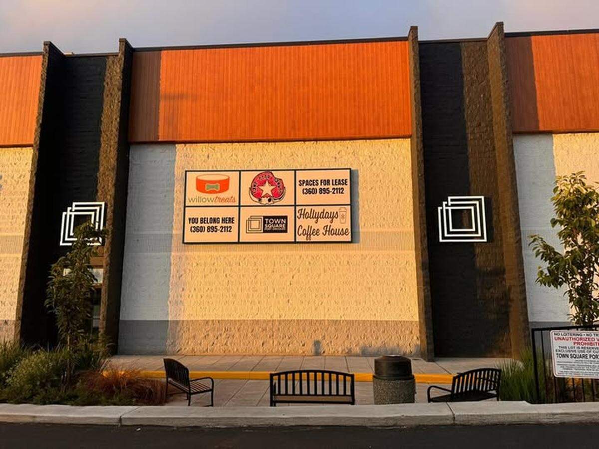 Lone Star Donuts opened their third location in the Town Square Port Orchard shopping mall Monday, Oct. 20, 2025 in Port Orchard, Wash.