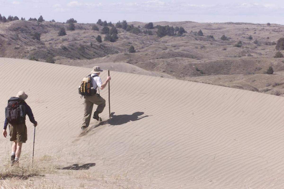 04_18_02 Dunes main
