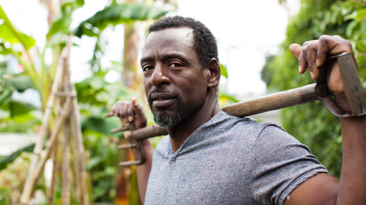 Ron Finley, the ‘Gangsta Gardener of L.A.’, will appear at Lincoln High School in Tacoma Wednesday, Feb. 19.