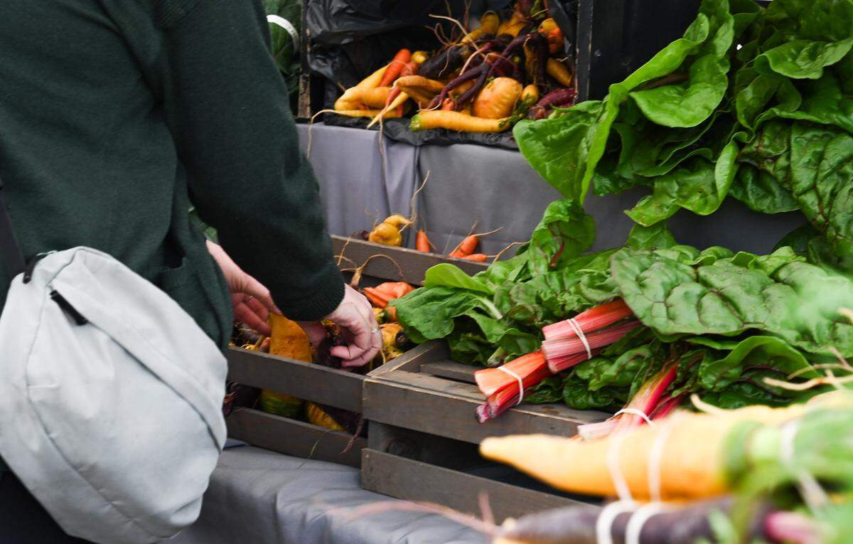 De La Mesa Farms is one of the many stands for fresh, hyperlocal produce every Saturday at Tacoma’s Proctor Farmers Market, one of the only producer-only markets in the area.