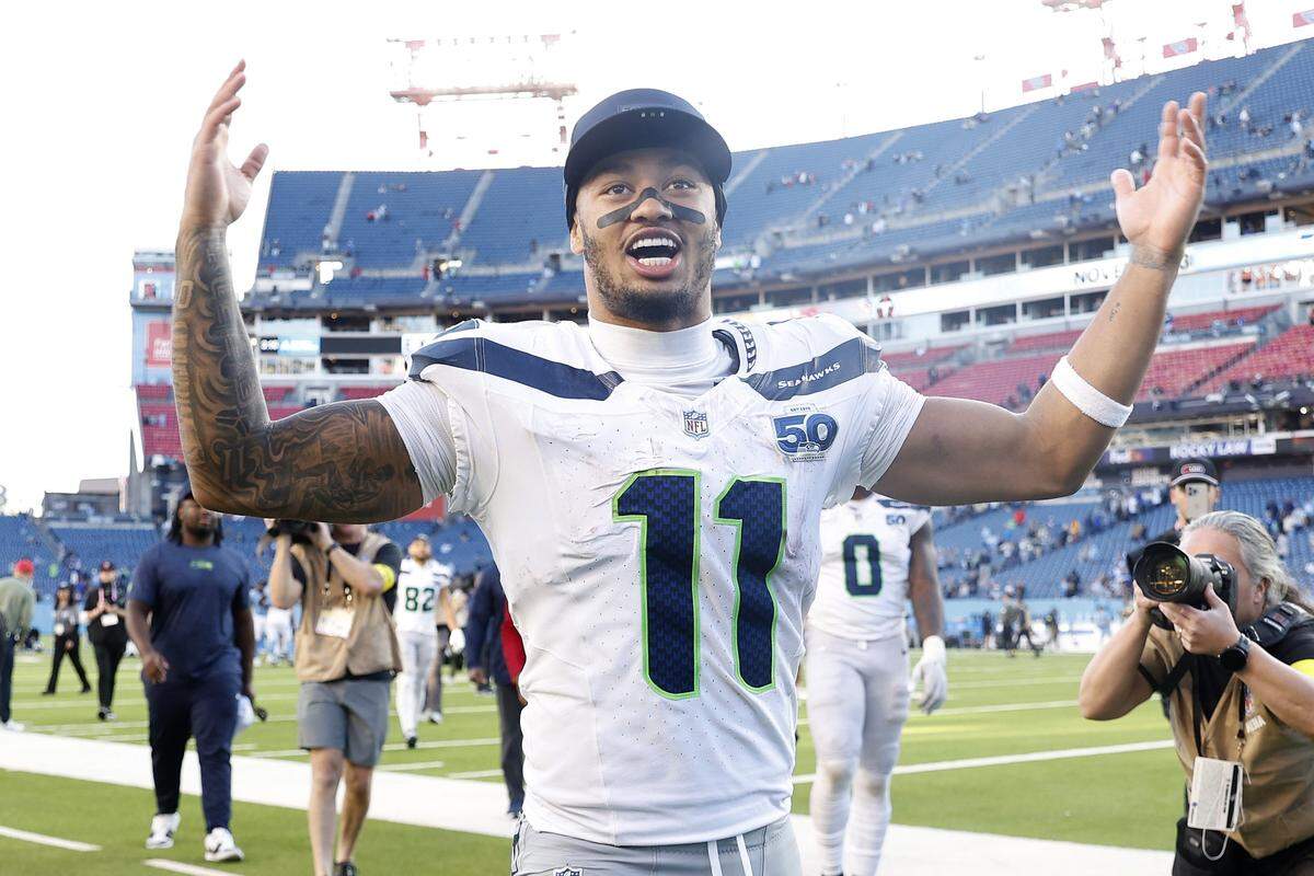NASHVILLE, TENNESSEE - NOVEMBER 23: Jaxon Smith-Njigba #11 of the Seattle Seahawks celebrates after defeating the Tennessee Titans in the game at Nissan Stadium on November 23, 2025 in Nashville, Tennessee. (Photo by Johnnie Izquierdo/Getty Images)