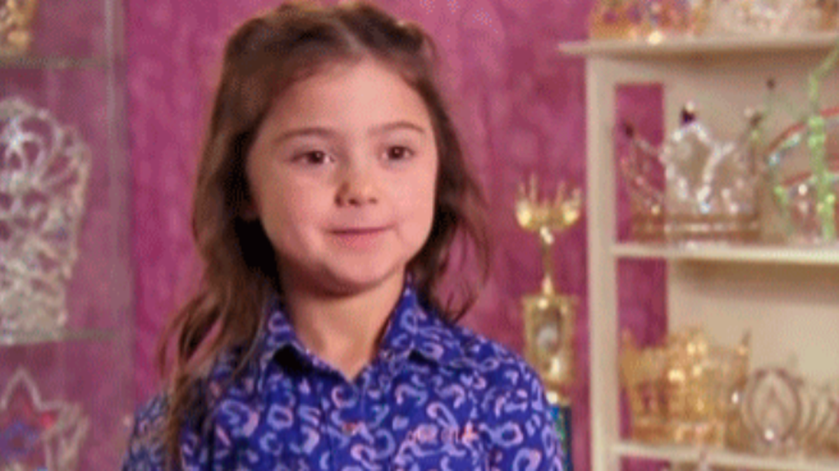 Kailia Posey, who became a popular GIF from when she starred on “Toddlers & Tiaras” died at 16, her mother said.