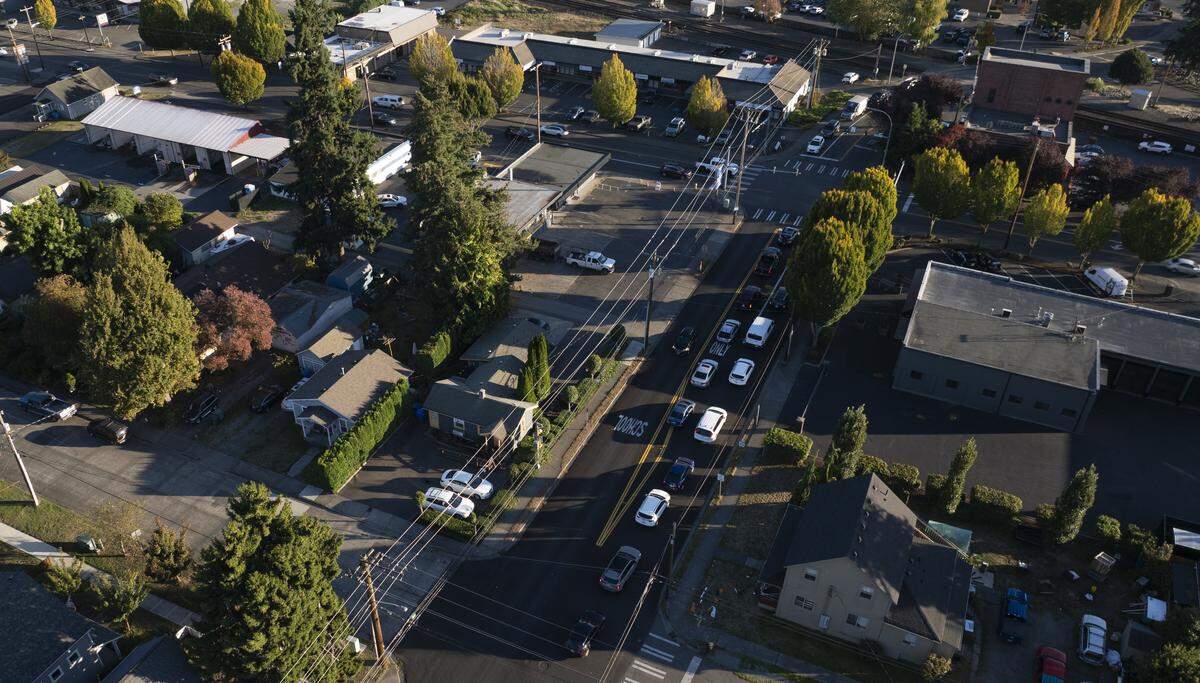Residents say that a residential section near 5th St NW & W Main Ave has become dangerous as cars use it as a cut though to avoid backups, on Tuesday, Oct. 14, 2025, in Puyallup, Wash.