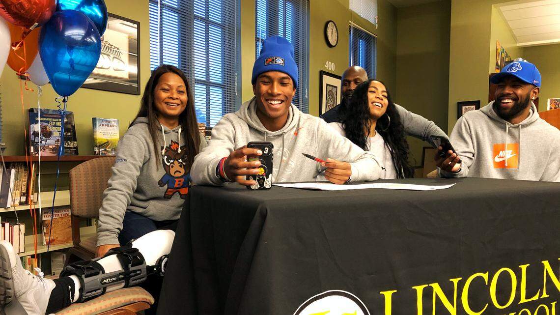 Lincoln High School cornerback Donovan Clark signed his National Letter of Intent to play football at Boise State in front of friends and family during college football’s early signing period on Dec. 18, 2019. A Boise State spokesperson confirmed Wednesday that Clark has left the program.