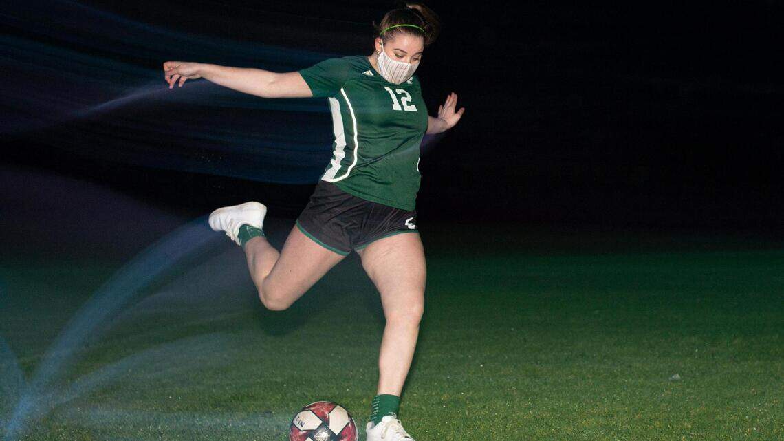 Laakso’s chemistry, selflessness the key for Peninsula girls soccer