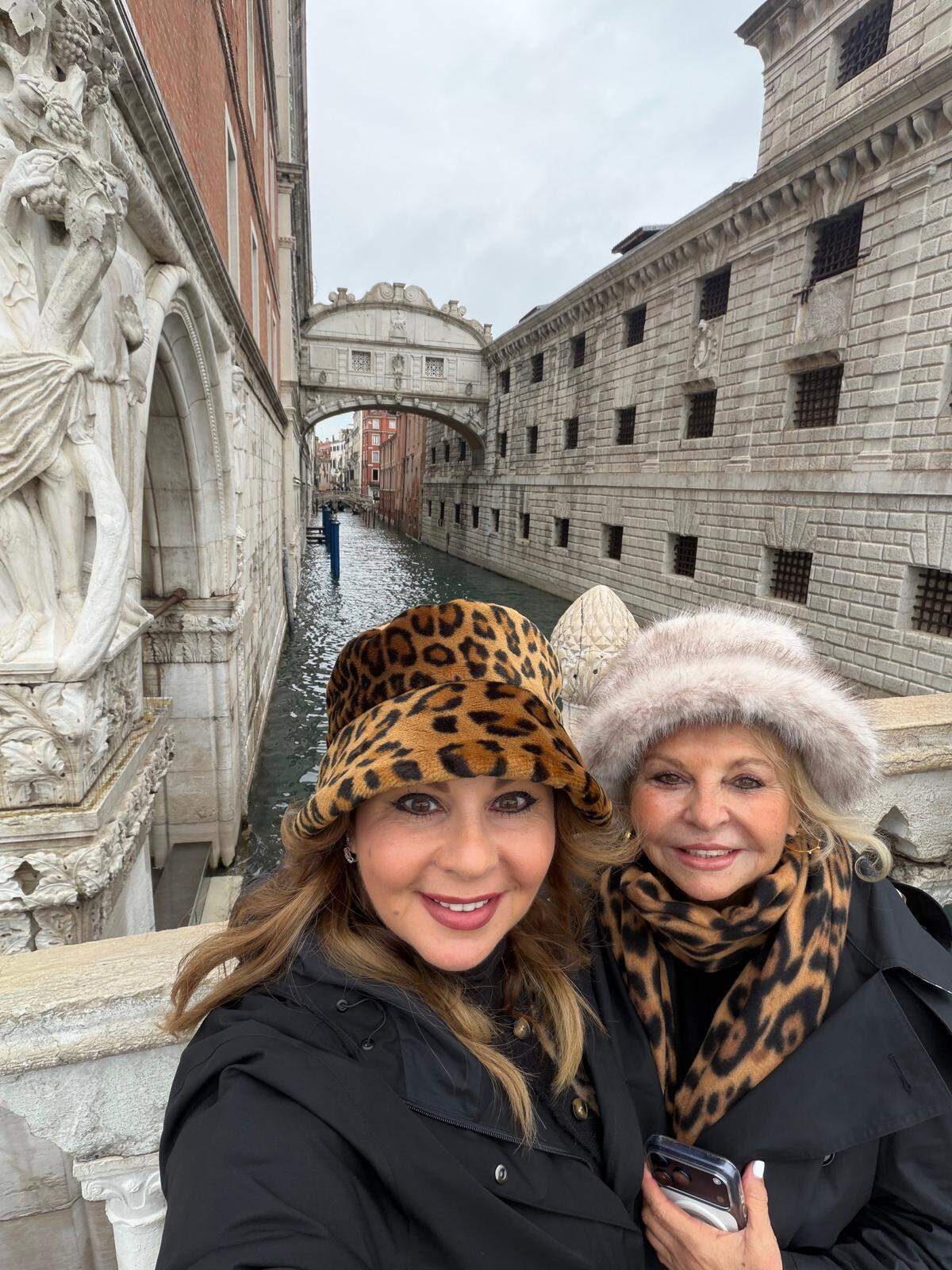 Pouneh Minovi Kaufman (left) and her mother Mandy Minovi (right) in Venice, Italy, Nov. 17, 2025.