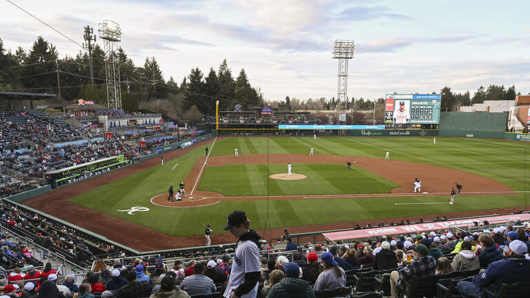 Benches clear, punches thrown in Rainiers-Express scuffle at Cheney Stadium