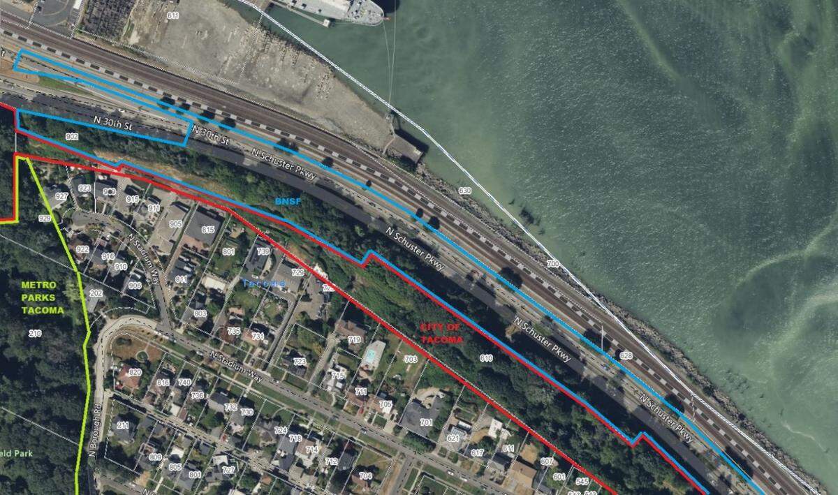 This map depicts the location of the Bayside Trail in North Tacoma. The portion highlighted in red that reads “City of Tacoma” covers the now-closed trail. The portion highlighted in yellow depicts land that belongs to Metro Parks Tacoma – now known as Parks Tacoma – that ends where the city’s Bayside Trail starts.