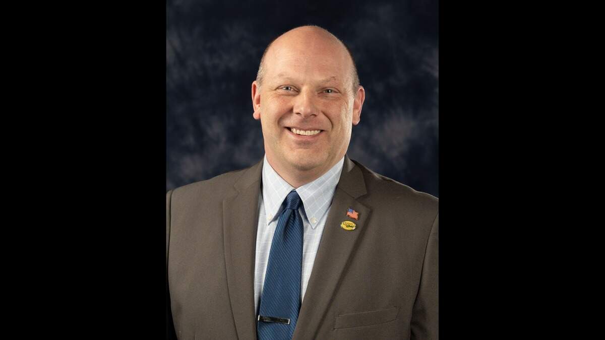 Bonney Lake Mayor Terry Carter has served on the City Council for six years. He works as a detective sergeant with the Pacific Police Department.
