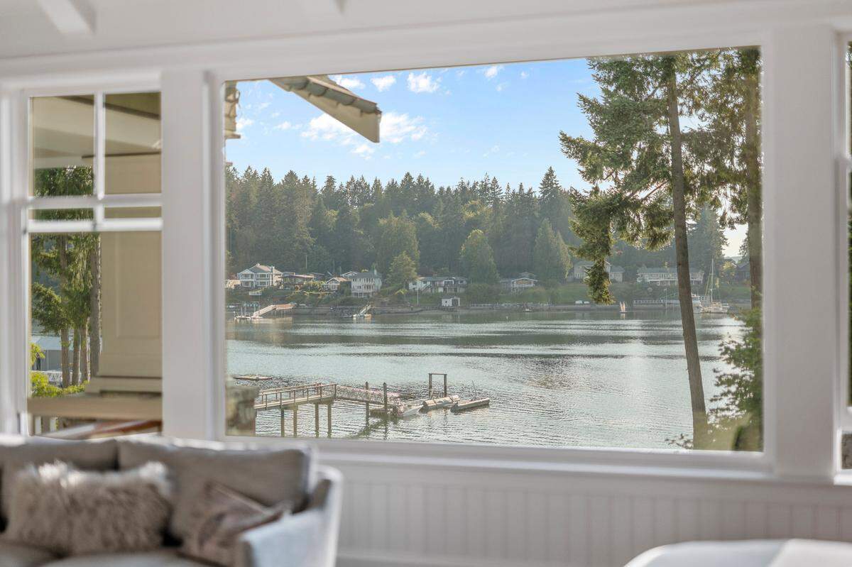 The master bedroom windows look out toward Horsehead Bay.