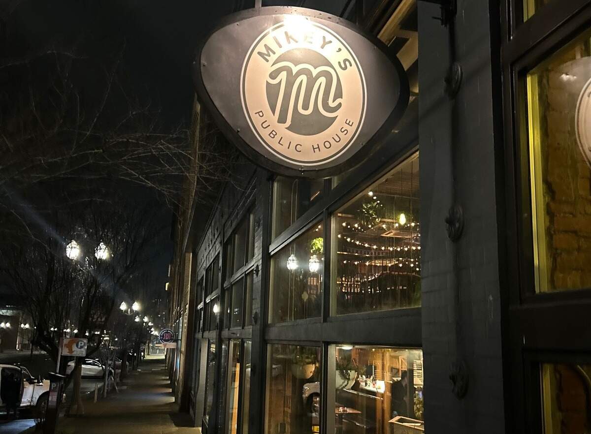 Goronkin quietly changed the signs from Zeeks to Mikey’s Public House at 1702 Pacific Ave. over the weekend.
