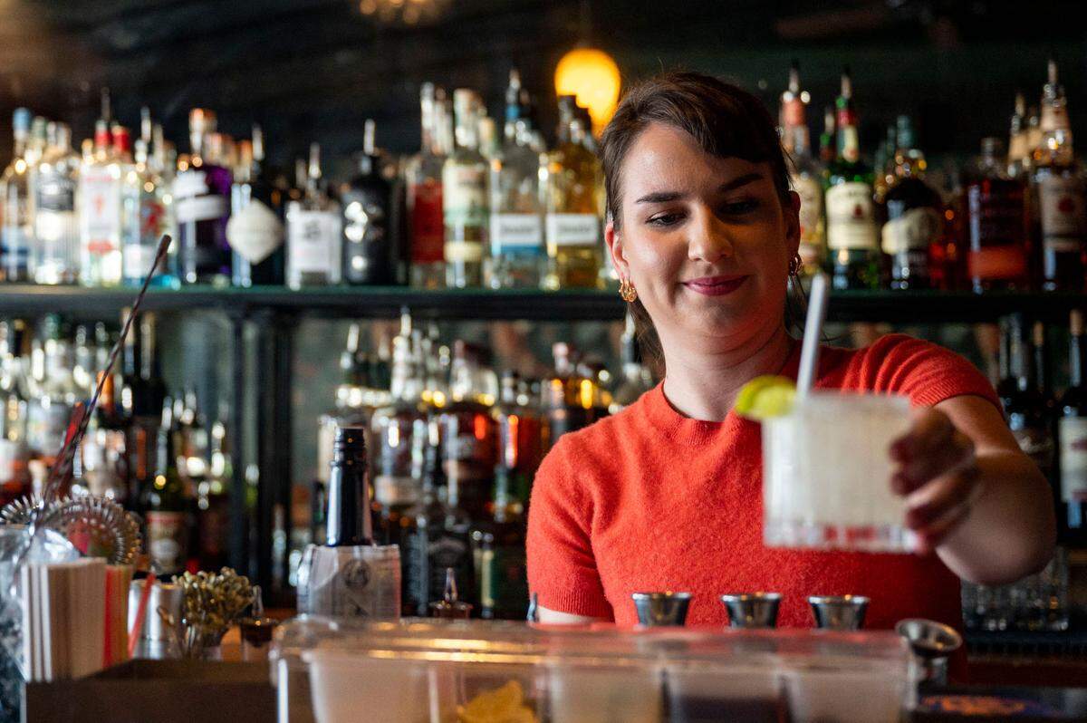 Haizlip’s menu leans on classics and simple modern twists, as in a mezcal margarita and an Aviation, here called The Flying Pig.
