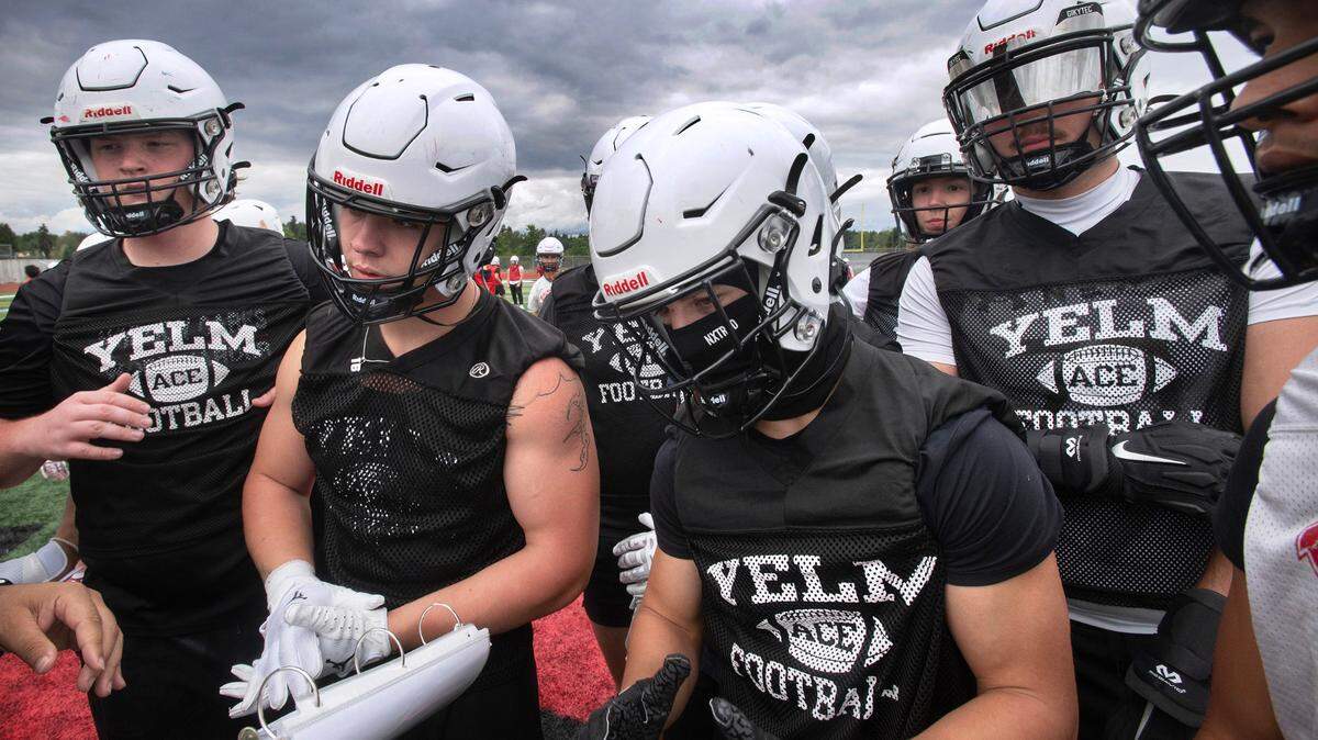 After tormenting 3A for years, Yelm football ready to join ‘big boys’ of 4A SPSL