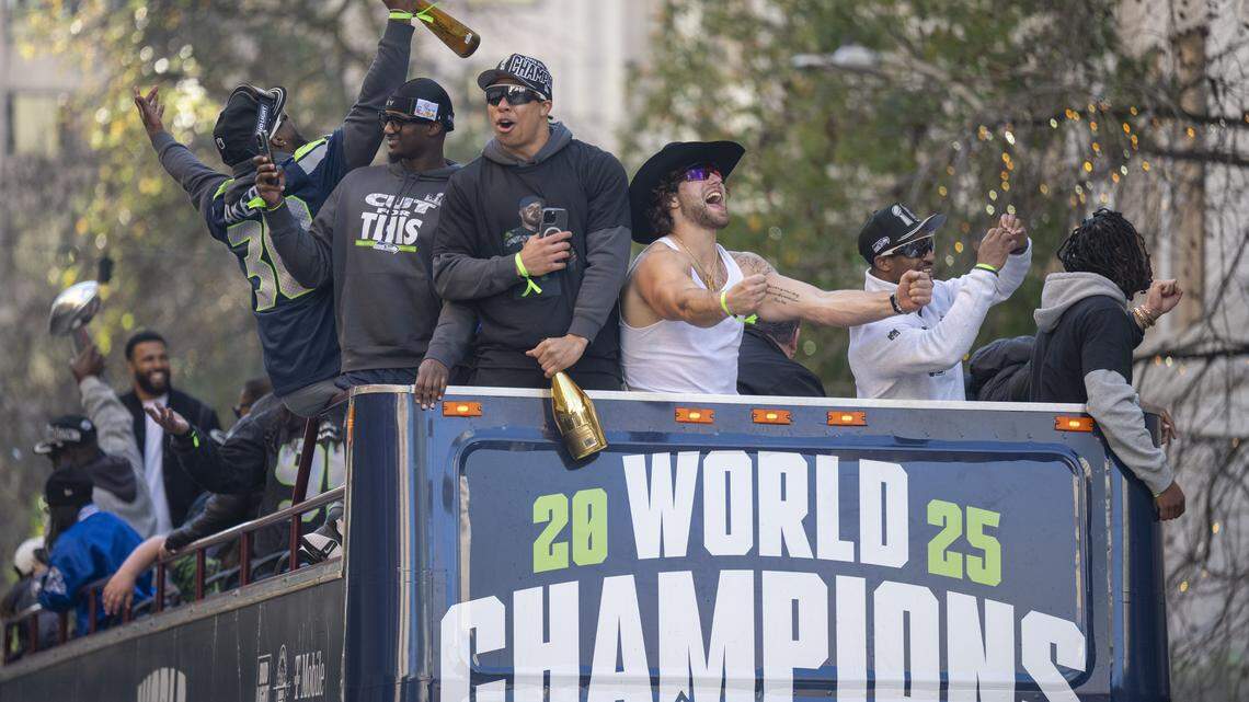 Latest on Zach Charbonnet’s recovery, relating to Seahawks’ Kenneth Walker talks