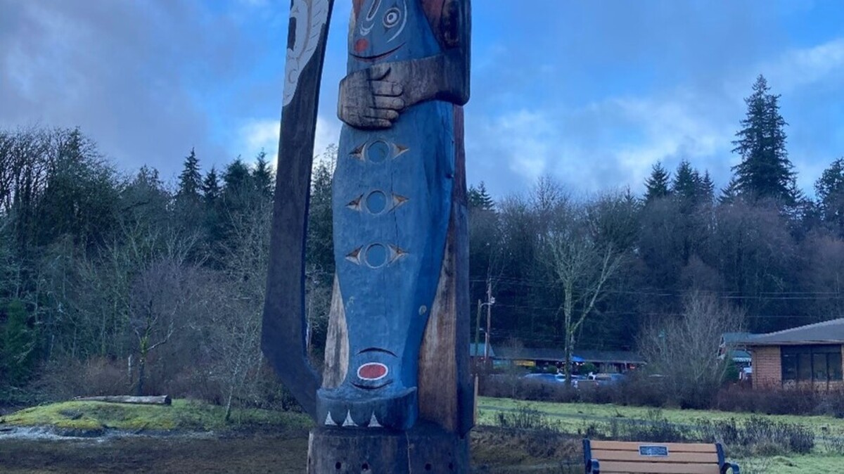 The “Our Fisherman, Our Guardian” statue that sits along the shoreline of Austin Park at 4009 Harborview Dr. has been vandalized. 