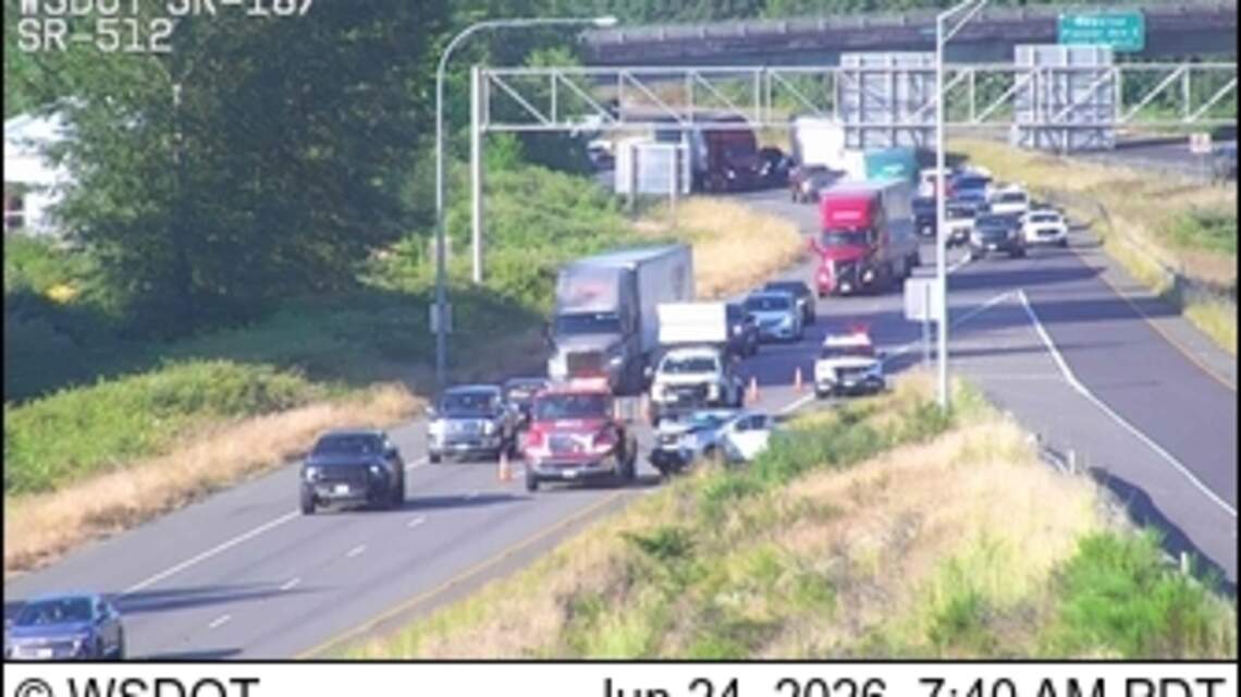 Lane closed on state Route 167 due to collision