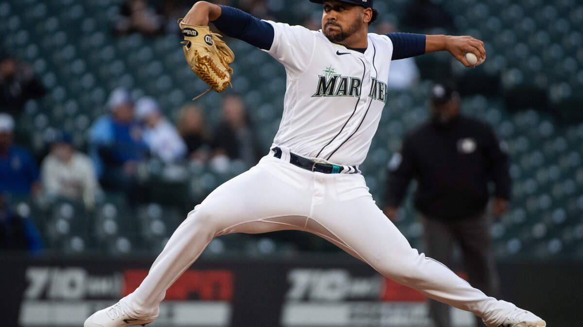 Seattle Mariners relief pitcher Justus Sheffield (33) pitches during the first inning. The Seattle Mariners played the Chicago White Sox in a Major League Baseball game at T-Mobile Park in Seattle, Wash., on Monday, April 5, 2021.