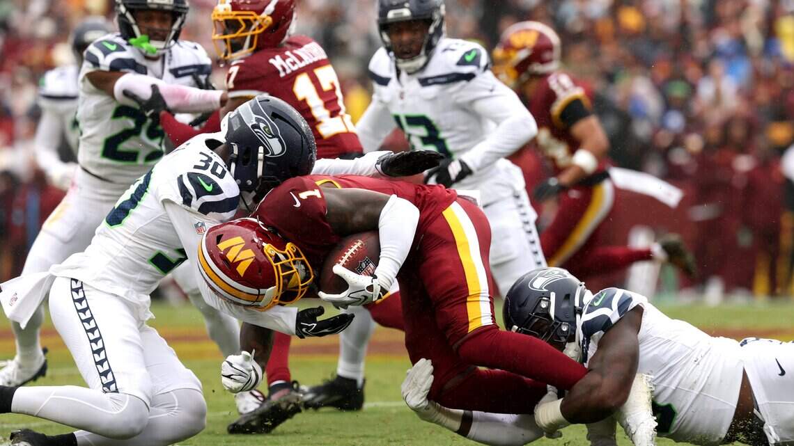 Seahawks unfazed by loss in DC: ‘We aren’t goin nowhere’; Love, Emmanwori latest