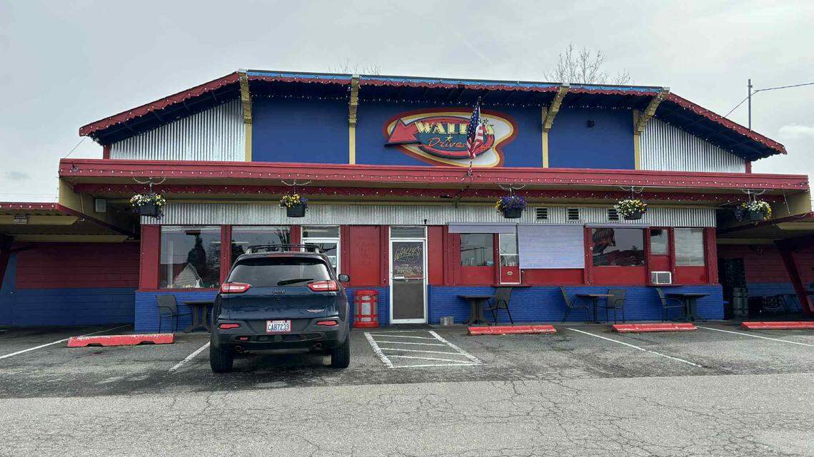 Beloved Pierce Co. burger drive-in set to be sold to Seattle restaurateur