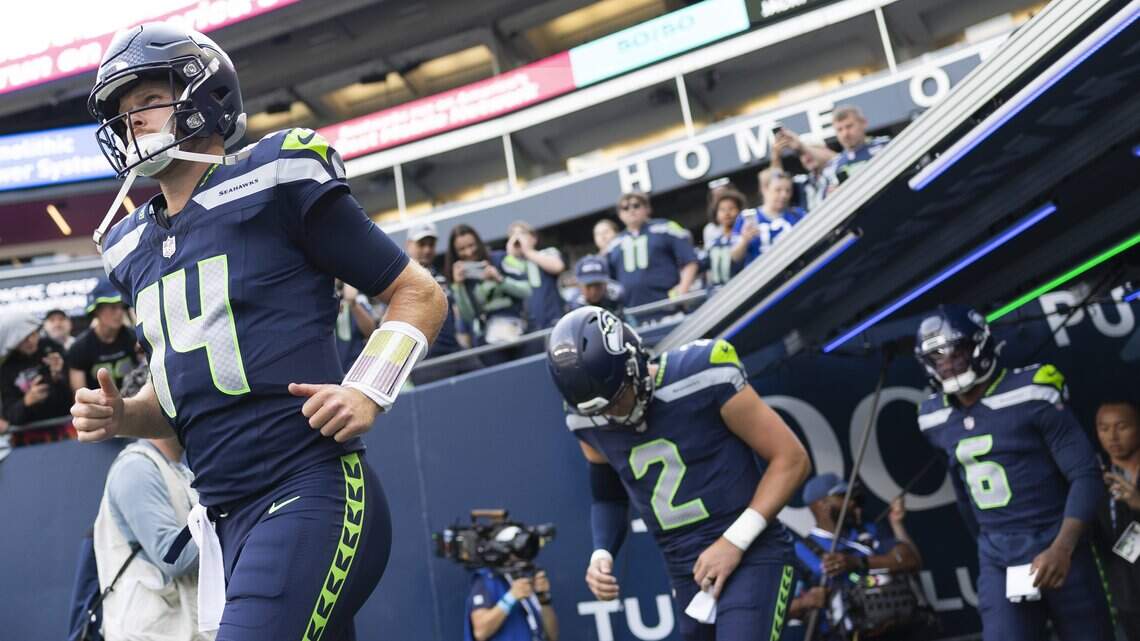 Seahawks about Sam Darnold’s injury, Drew Lock starting at QB: ‘It’s the same’