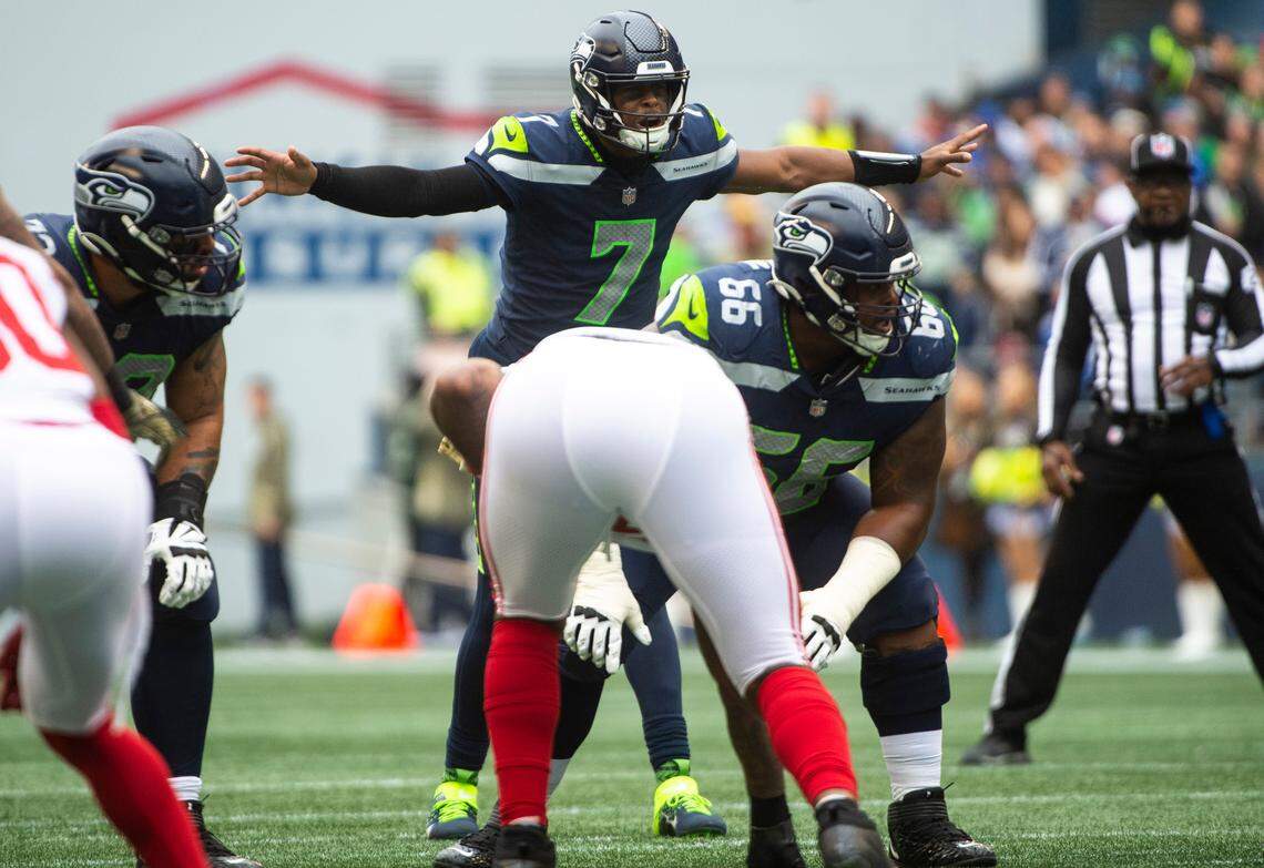 Seattle Seahawks quarterback Geno Smith (7) yells out to his teammates before the ball is snapped in the second quarter of an NFL game against the New York Giants at Lumen Field in Seattle, Wash. on Oct. 30, 2022. The Seahawks defeated the Giants 27-13.