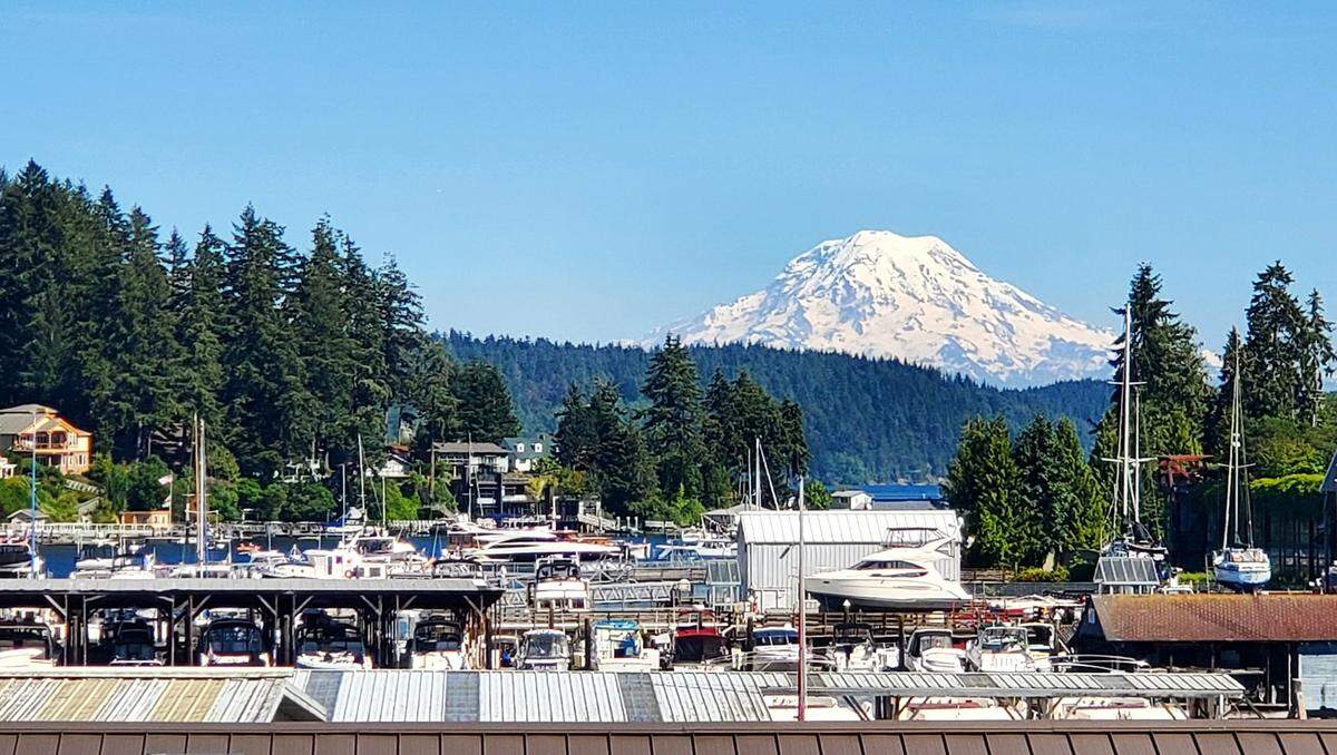 Brix 25 offers an excellent waterfront dining experience, with views of Mt. Rainier and the Gig Harbor marina.