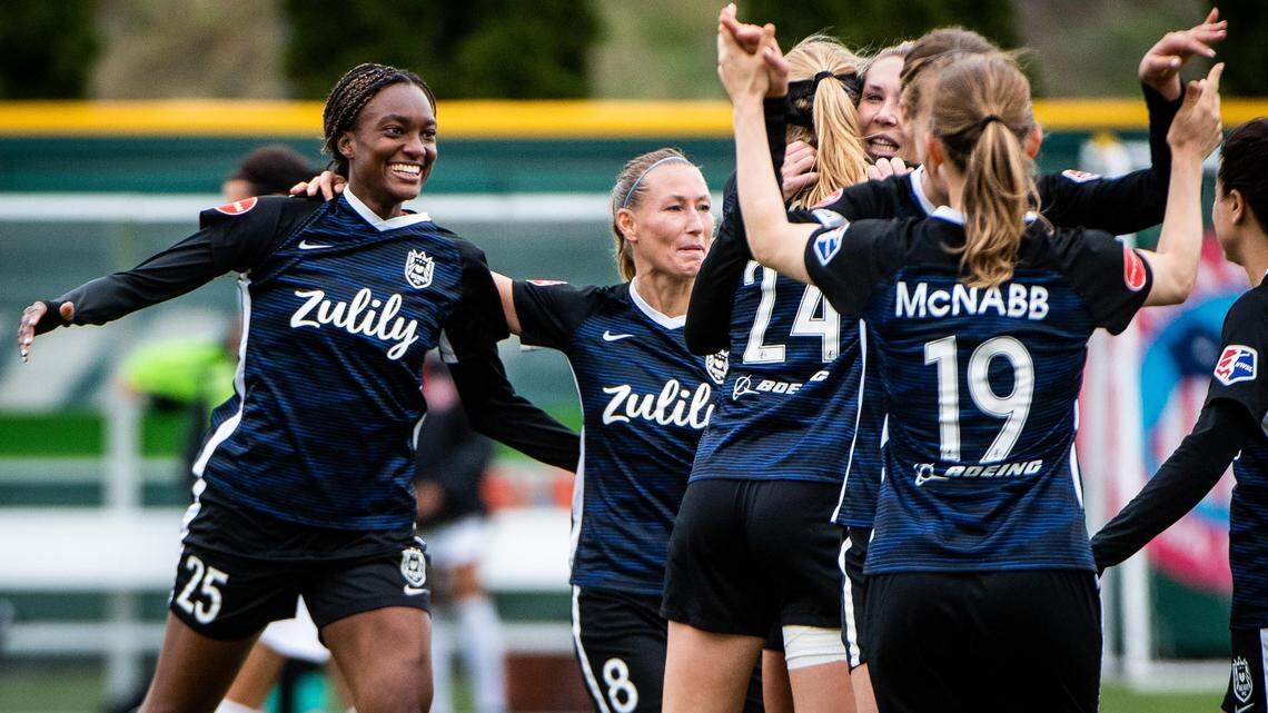 Reign FC  wins, heads to NWSL playoffs