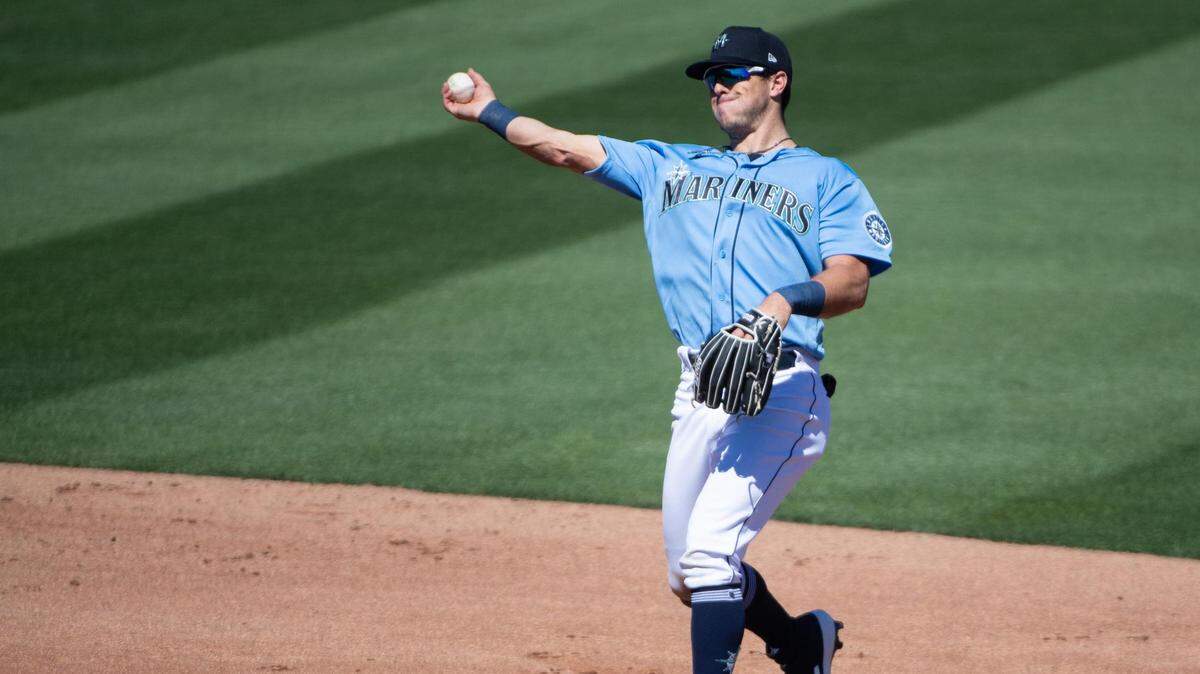 Dylan Moore makes a throw from second during the game. The Seattle Mariners Taxi Squad played an intrasquad game at Cheney Stadium in Tacoma, Wash., on Wednesday, Sept. 2, 2020.