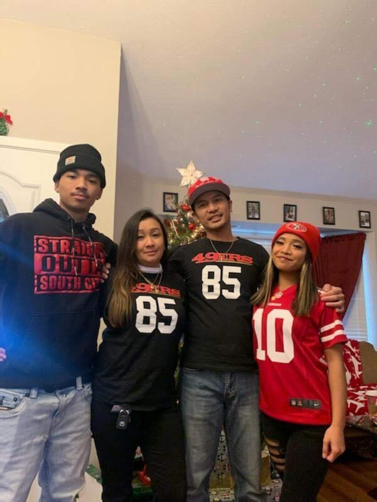 The Moniz family.
