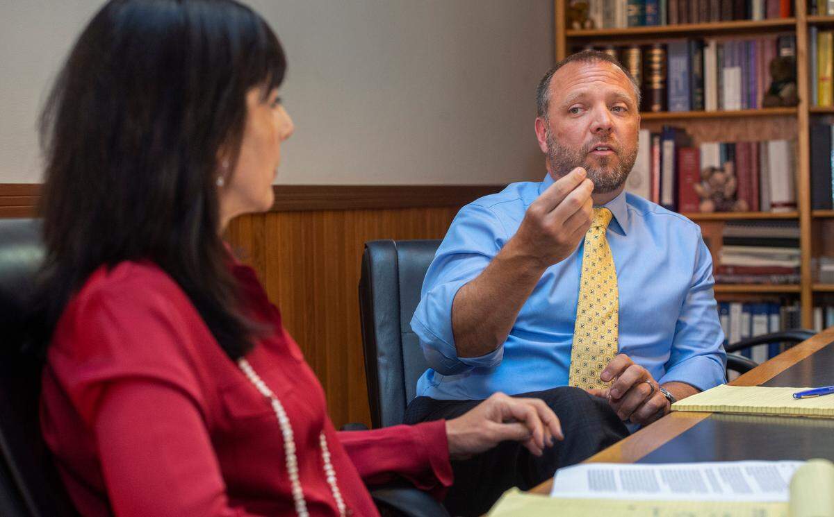 “He manipulated me and I allowed it,” Tacoma attorney Kim Shomer, seen here with her husband Spencer Freeman, said of a year of harassing text messages from Rabbi Zalman Heber, the leader of the Chabad of Pierce County.