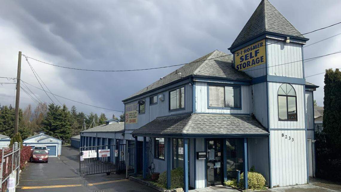 Hosmer Self Storage LLC recently sold its site at 8233 S. Hosmer St., Tacoma, to Merit Hill Capital of Brooklyn.