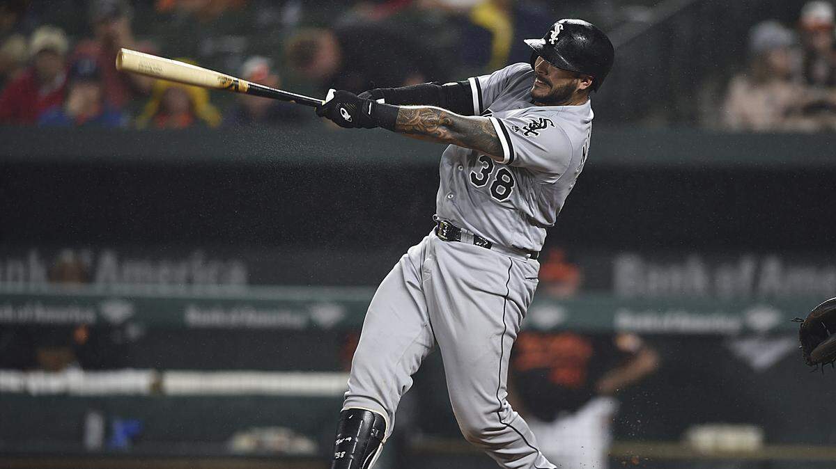 Chicago White Sox Omar Narvaez connects for a two-run home run against the Baltimore Orioles in the third inning of a baseball game, Friday, Sept. 14, 2018, in Baltimore. (AP Photo/Gail Burton)