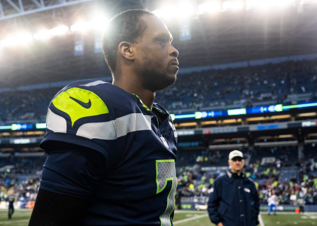 Seattle Seahawks quarterback Geno Smith (7) walks off the field after defeating the Los Angeles Rams in overtime after an NFL game at Lumen Field in Seattle, Wash. on Jan. 8, 2023. The Seahawks defeated the Rams in overtime 19-16.