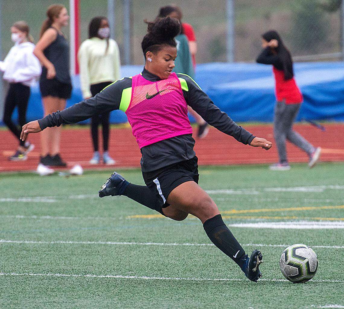 Curtis defender KV Miller drills during practice in University Place Monday, Oct. 18, 2021.