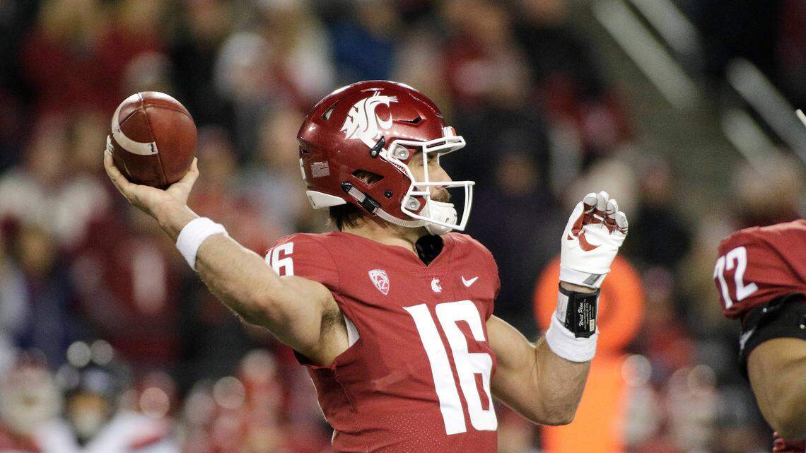 Washington State’s offense hasn’t changed, Husky coaches say. Gardner Minshew just runs it to perfection.