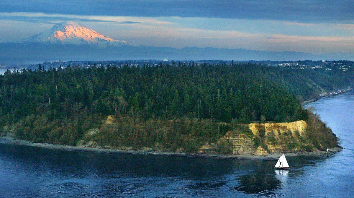 Two recent shootings at Point Defiance Park have prompted officials to close the park earlier than usual this week.