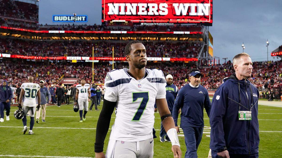 Seattle Seahawks quarterback Geno Smith (7) walks off the field after an NFL wild card playoff football game against the San Francisco 49ers in Santa Clara, California on Saturday, Jan. 14, 2023.
